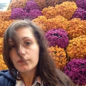 Meet your Posher, Nina